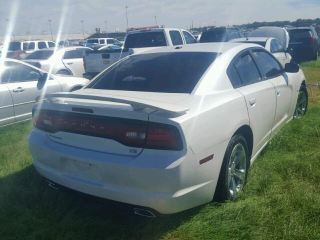 2C3CDXBG9DH661519 - 2013 DODGE CHARGER WHITE photo 4