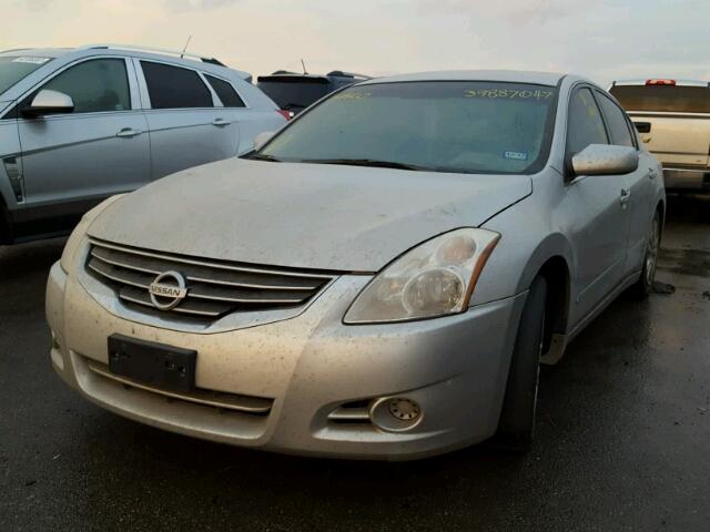 1N4AL2AP9BN457212 - 2011 NISSAN ALTIMA BAS SILVER photo 2