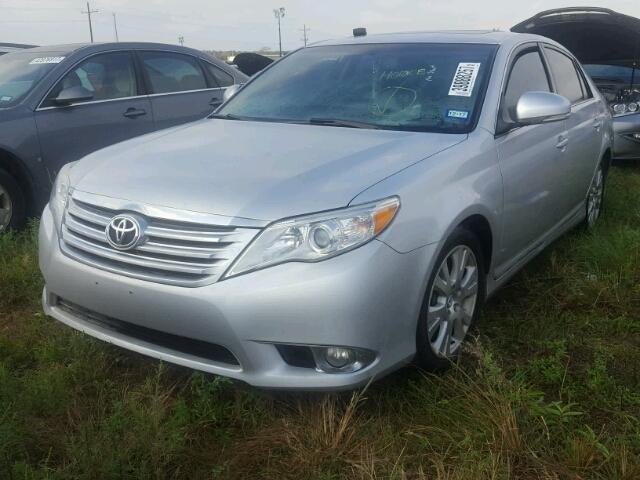 4T1BK3DB6CU464628 - 2012 TOYOTA AVALON BAS SILVER photo 2