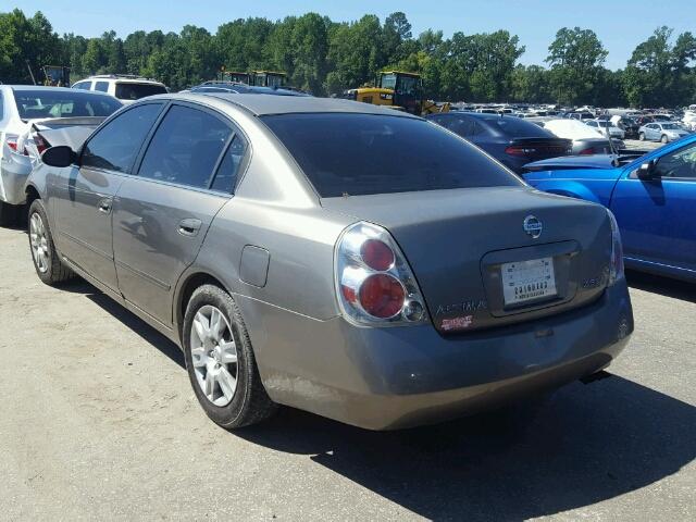 1N4AL11D45N413509 - 2005 NISSAN ALTIMA S GRAY photo 3