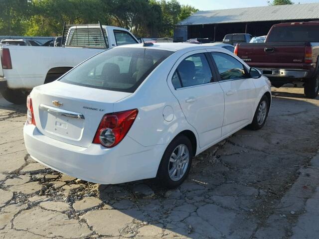 1G1JC5SH0G4111395 - 2016 CHEVROLET SONIC WHITE photo 4