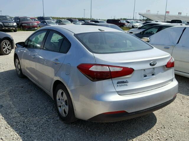 KNAFX4A68F5315492 - 2015 KIA FORTE LX SILVER photo 3