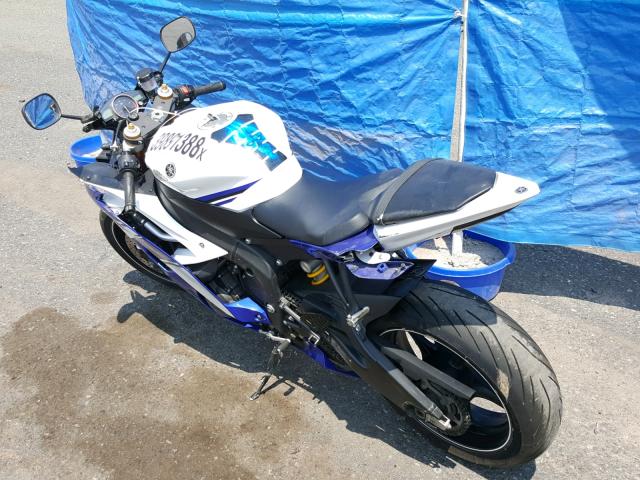 JYARJ16E3EA030264 - 2014 YAMAHA YZFR6 TWO TONE photo 3