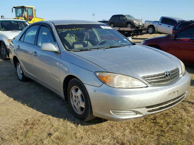 4T1BF32K12U533280 - 2002 TOYOTA CAMRY LE SILVER photo 1