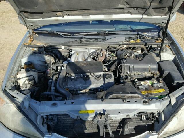4T1BF32K12U533280 - 2002 TOYOTA CAMRY LE SILVER photo 7