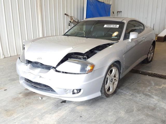 KMHHN65F75U176527 - 2005 HYUNDAI TIBURON GT SILVER photo 2