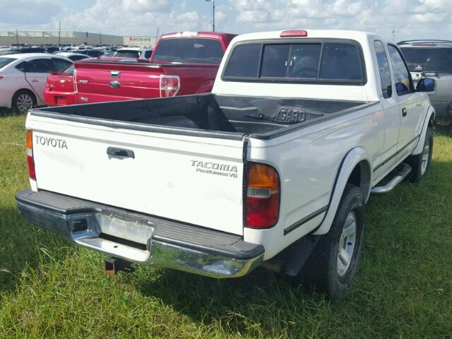 4TASN92N8XZ538888 - 1999 TOYOTA TACOMA WHITE photo 4