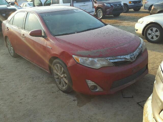 4T1BD1FK3EU134010 - 2014 TOYOTA CAMRY RED photo 1