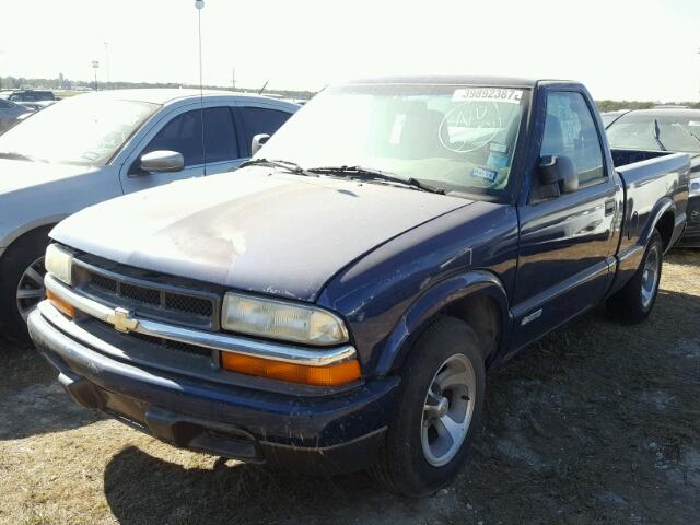 1GCCS14H538133050 - 2003 CHEVROLET S TRUCK BLUE photo 2