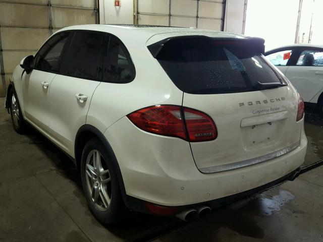 WP1AC2A23BLA86265 - 2011 PORSCHE CAYENNE TU WHITE photo 3