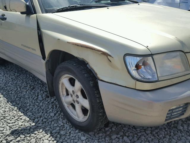 JF1SF65571H722427 - 2001 SUBARU FORESTER S GOLD photo 9