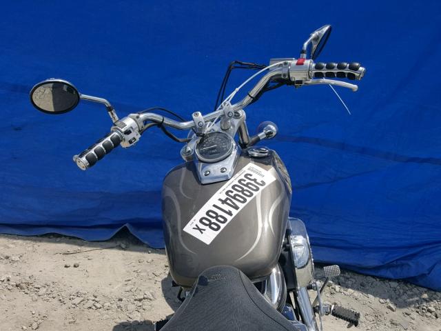 JH2RC44516M000318 - 2006 HONDA VT750 DC GRAY photo 5