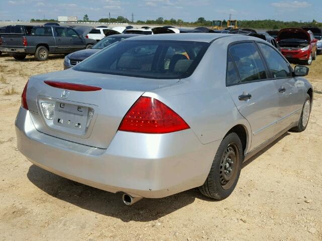 1HGCM56156A183513 - 2006 HONDA ACCORD VAL SILVER photo 4