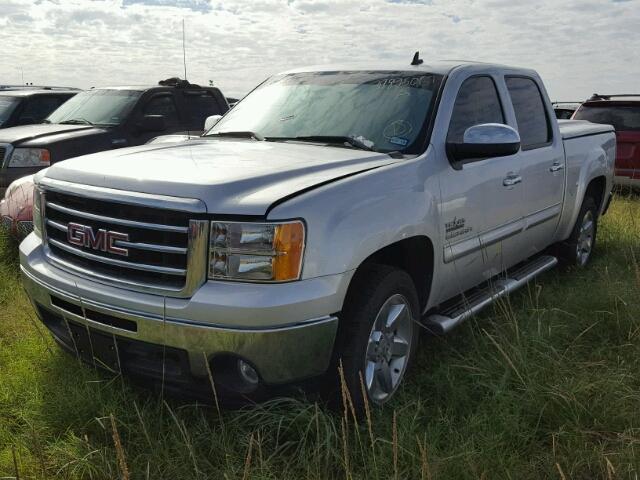 3GTP1VE04DG169733 - 2013 GMC SIERRA SILVER photo 2