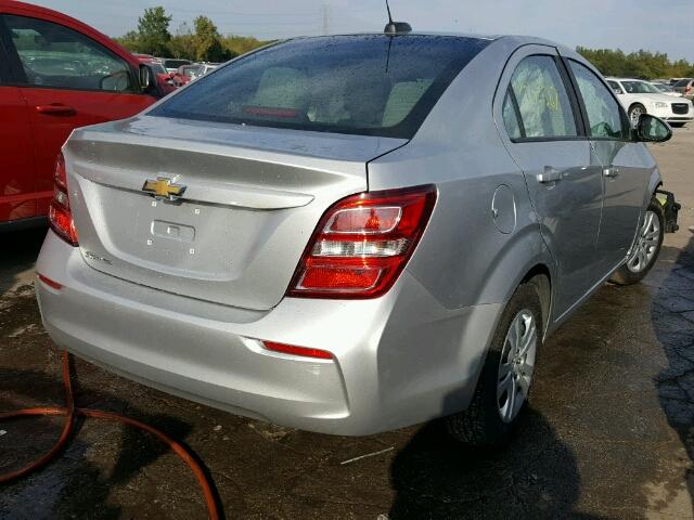 1G1JB5SH0H4127794 - 2017 CHEVROLET SONIC LS 银色 照片 4