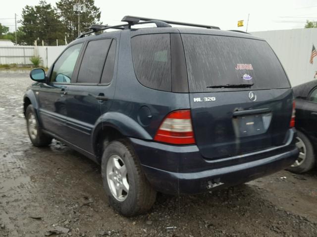 4JGAB54E7XA100047 - 1999 MERCEDES-BENZ ML 320 BLUE photo 3