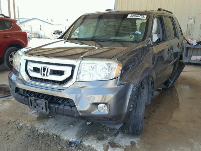 5FNYF3H79BB001320 - 2011 HONDA PILOT EXLN GRAY photo 2