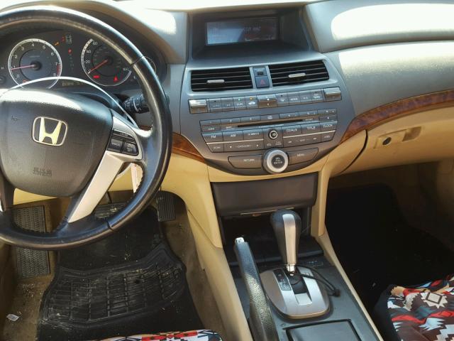 1HGCP26829A005937 - 2009 HONDA ACCORD EXL WHITE photo 9