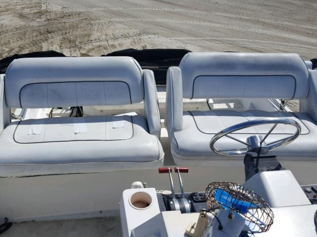 CDRR6037L394 - 1994 CARV BOAT WHITE photo 5