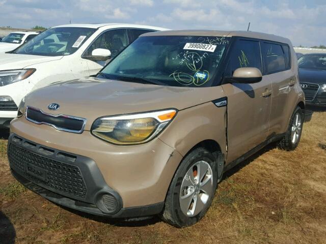 KNDJN2A26G7308325 - 2016 KIA SOUL BROWN photo 2