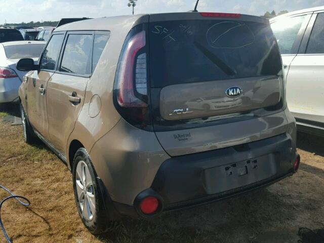 KNDJN2A26G7308325 - 2016 KIA SOUL BROWN photo 3