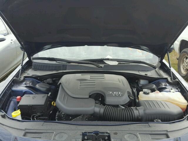 2C3CCAAGXDH561589 - 2013 CHRYSLER 300 BLUE photo 7