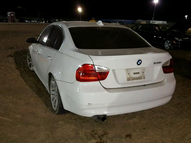 WBAVB335X6PS11860 - 2006 BMW 330 WHITE photo 3