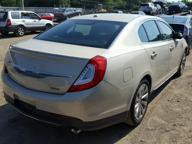 1LNHL9EK5FG603546 - 2015 LINCOLN MKS WHITE photo 4