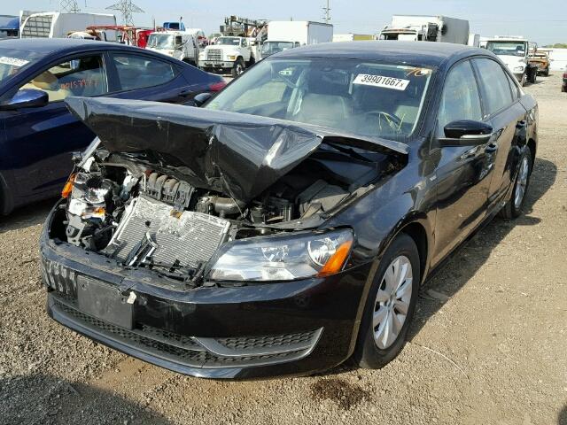 1VWAH7A32EC001880 - 2014 VOLKSWAGEN PASSAT BLACK photo 2