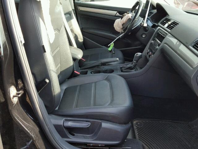 1VWAH7A32EC001880 - 2014 VOLKSWAGEN PASSAT BLACK photo 5