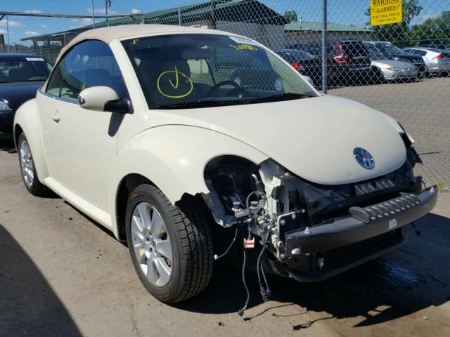 3VWRW3AL0AM003508 - 2010 VOLKSWAGEN NEW BEETLE CREAM photo 1