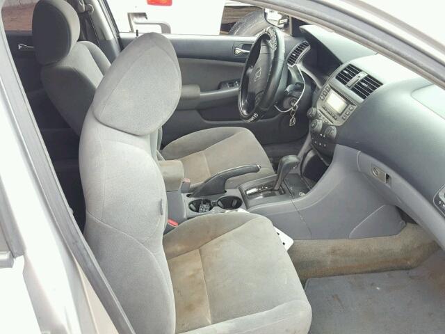 1HGCM56197A110632 - 2007 HONDA ACCORD VAL SILVER photo 5