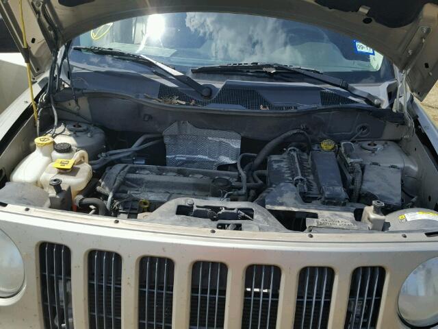 1J4FT28A59D124467 - 2009 JEEP PATRIOT GOLD photo 7