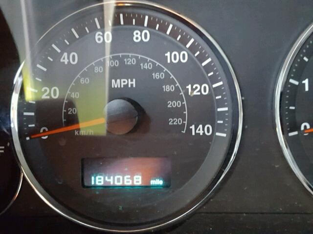 1J8HH58P07C553596 - 2007 JEEP COMMANDER 银色 照片 8