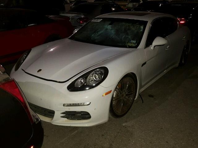 WP0AB2A75FL050924 - 2015 PORSCHE PANAMERA S WHITE photo 2