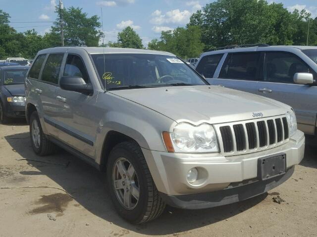 1J8GR48K87C604981 - 2007 JEEP LAREDO TAN photo 1