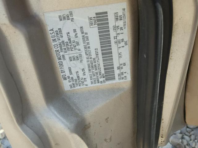 5LMEU27A1YLJ18212 - 2000 LINCOLN NAVIGATOR 金色 照片 10