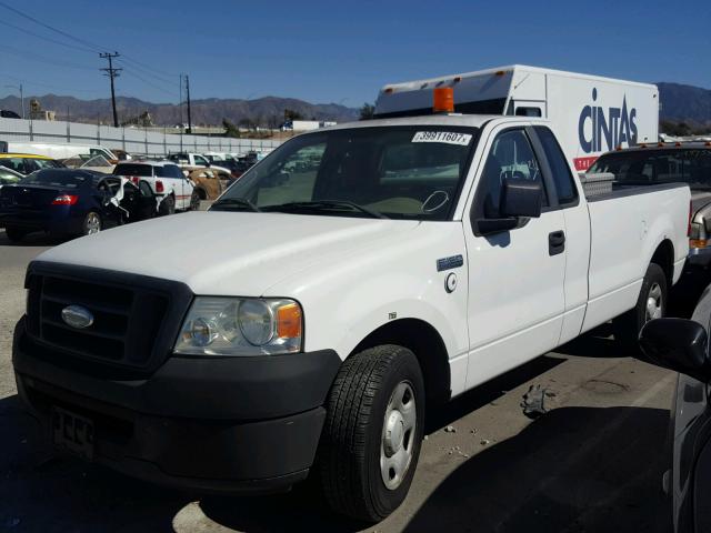 1FTRF12W67KD54004 - 2007 FORD F150 WHITE photo 2