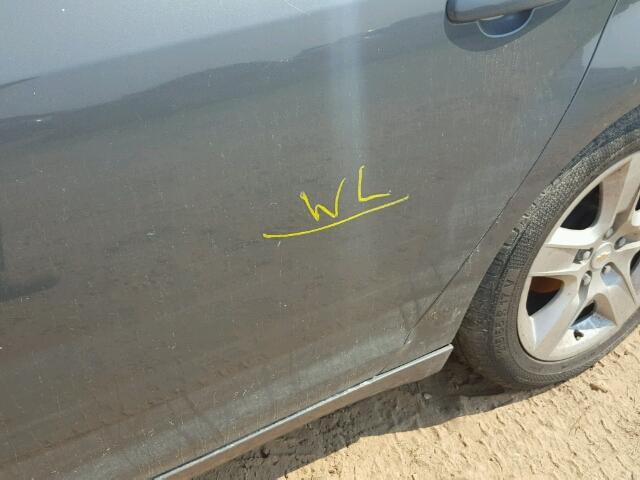 1G1ZG57B09F167968 - 2009 CHEVROLET MALIBU GRAY photo 9