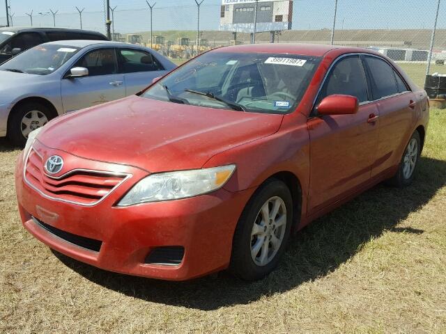 4T4BF3EK0BR091321 - 2011 TOYOTA CAMRY RED photo 2