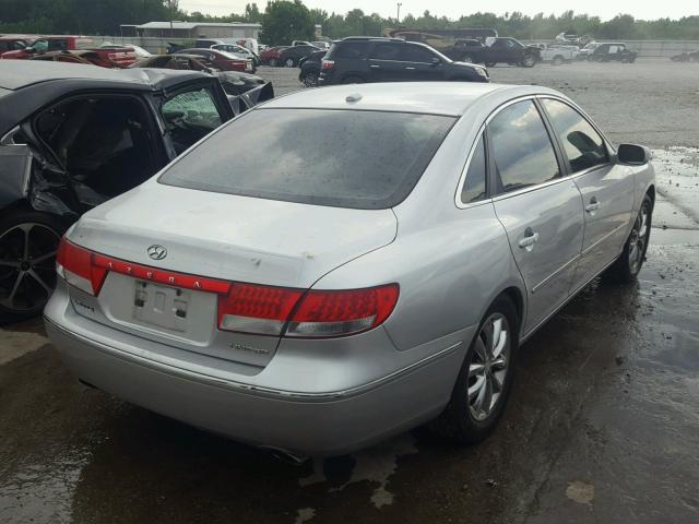 KMHFC46F77A210292 - 2007 HYUNDAI AZERA SE SILVER photo 4