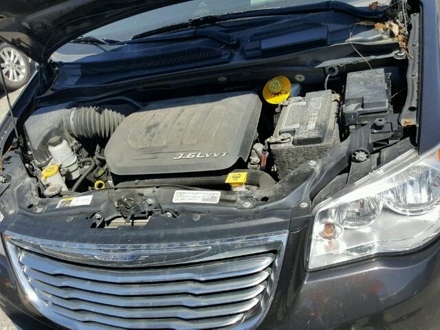 2C4RC1CG2ER409997 - 2014 CHRYSLER TOWN & COU BLACK photo 7