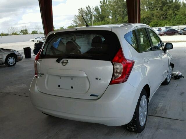 3N1CE2CP4EL376569 - 2014 NISSAN VERSA NOTE WHITE photo 4