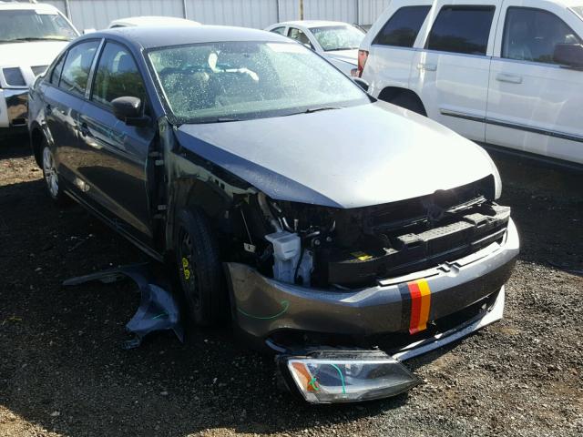 3VW2K7AJ8DM435917 - 2013 VOLKSWAGEN JETTA BASE 灰色 照片 1