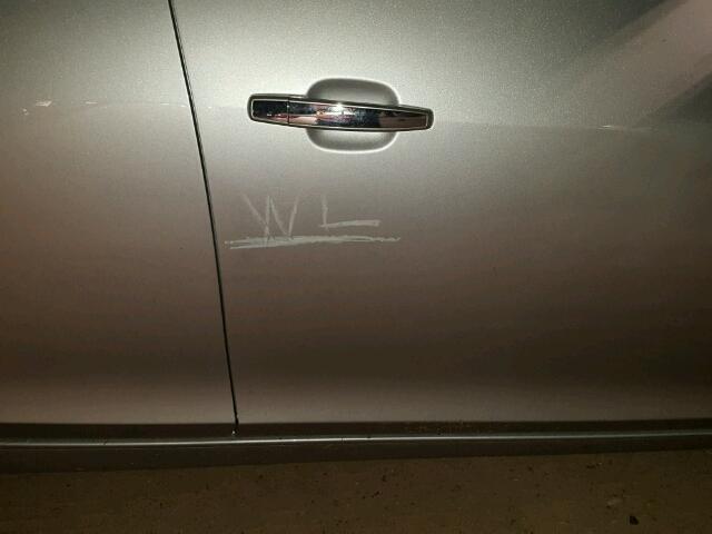 1G11E5SA4GF153778 - 2016 CHEVROLET MALIBU LIM 银色 照片 9