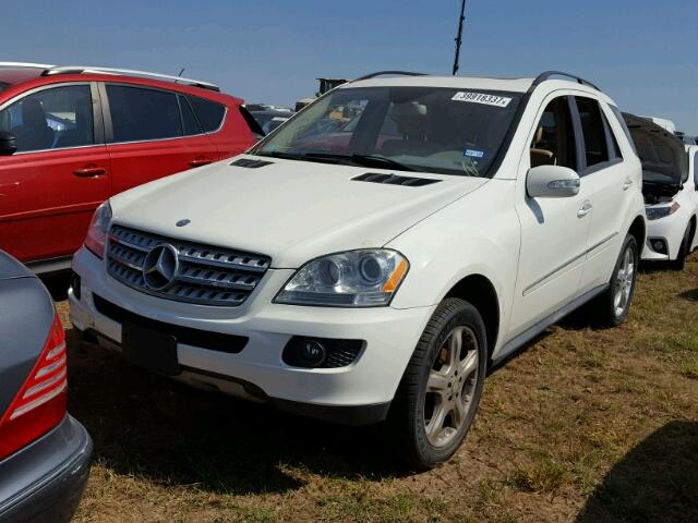 4JGBB86E08A396176 - 2008 MERCEDES-BENZ ML WHITE photo 2