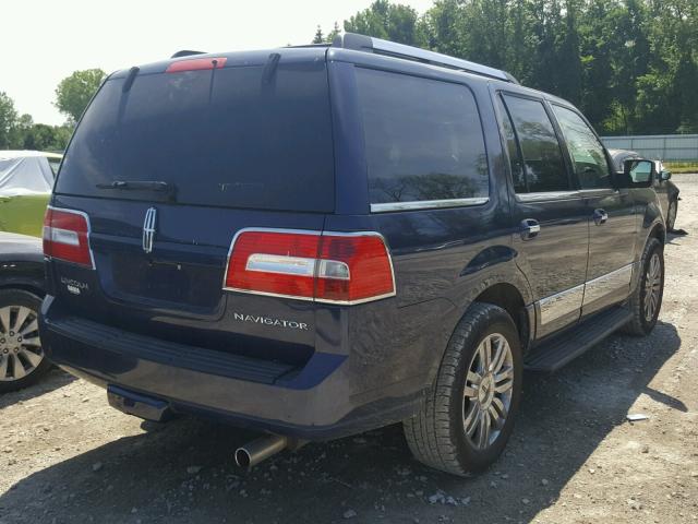 5LMFU285X8LJ20238 - 2008 LINCOLN NAVIGATOR BLUE photo 4