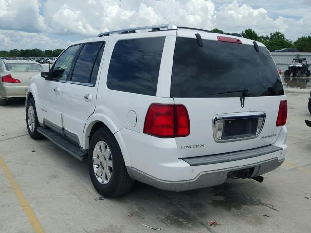 5LMFU27R13LJ01560 - 2003 LINCOLN NAVIGATOR 白色 照片 3