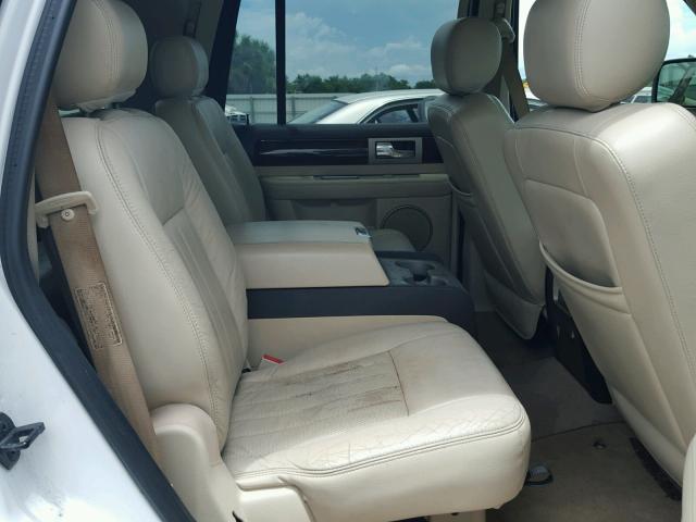 5LMFU27R13LJ01560 - 2003 LINCOLN NAVIGATOR 白色 照片 6