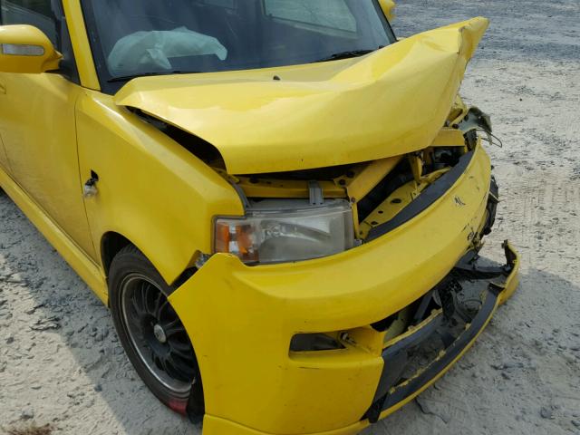 JTLKT334454017470 - 2005 TOYOTA SCION XB Gelb Foto 9